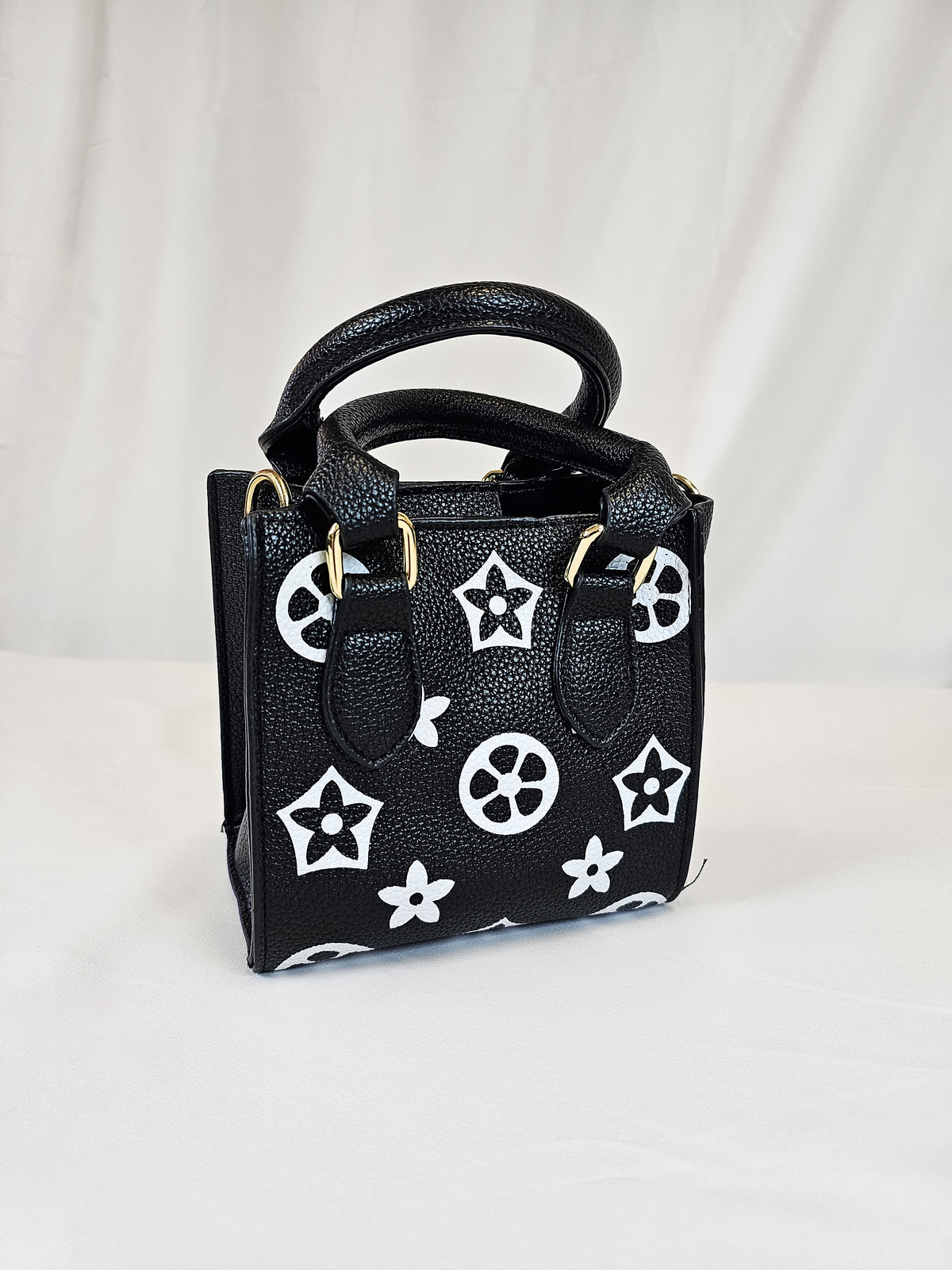 Black Messenger Purse